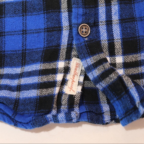 Black & Blue Weatherproof Plaid Button Up - Picture 4 of 5